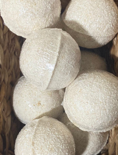 Oatmeal Milk & Honey Bath Bomb